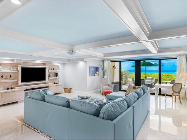 2155 S Ocean Boulevard, Unit 7, Delray Beach, FL 33483