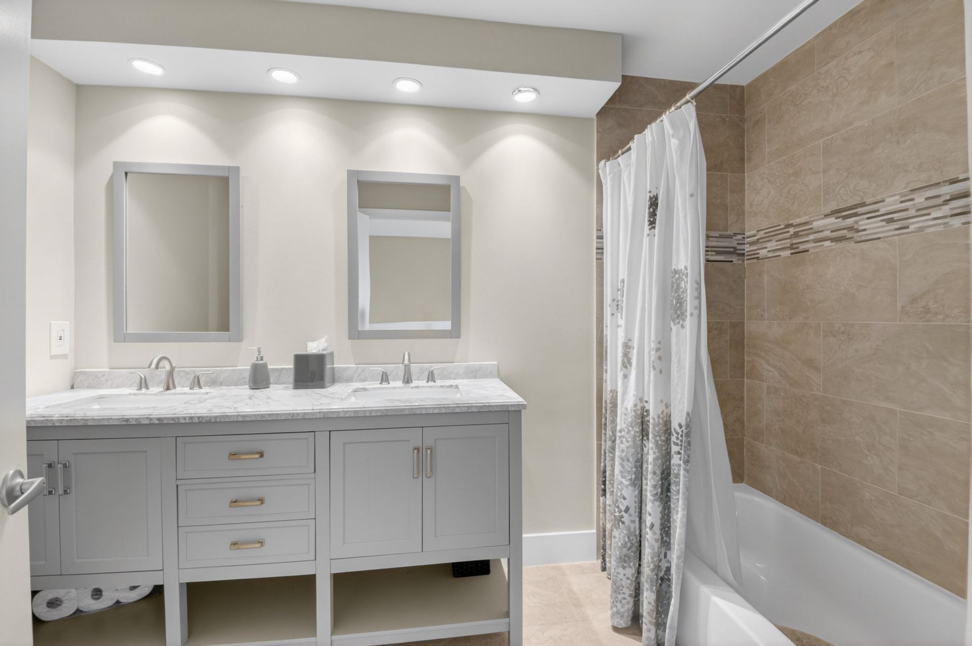 18247 Blue Lake Way, Boca Raton, FL 33498 Photo