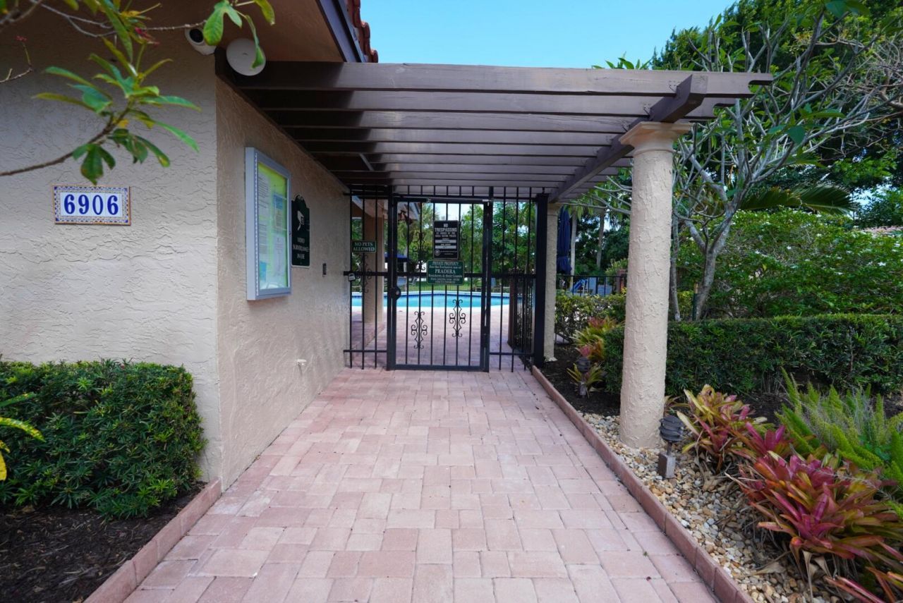 6829 Pradera Drive, Boca Raton, FL 33433 Photo