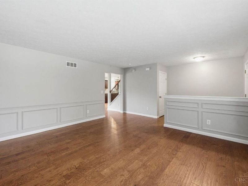 2073 Miles Woods Drive, Springfield Twp., OH 45231 Photo 10