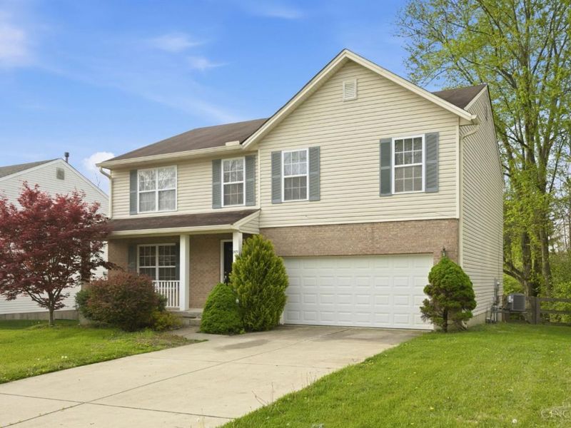 2073 Miles Woods Drive, Springfield Twp., OH 45231 Photo 2