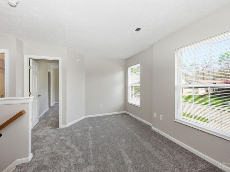 2073 Miles Woods Drive, Springfield Twp., OH 45231 Photo 23