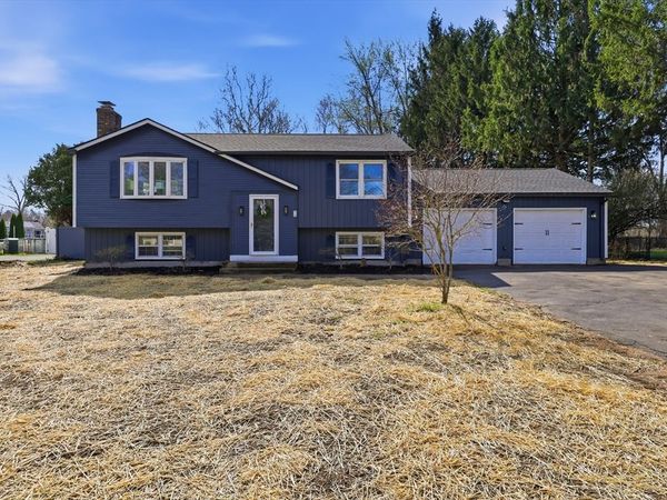 74 White Fox Rd., Agawam, MA 01030