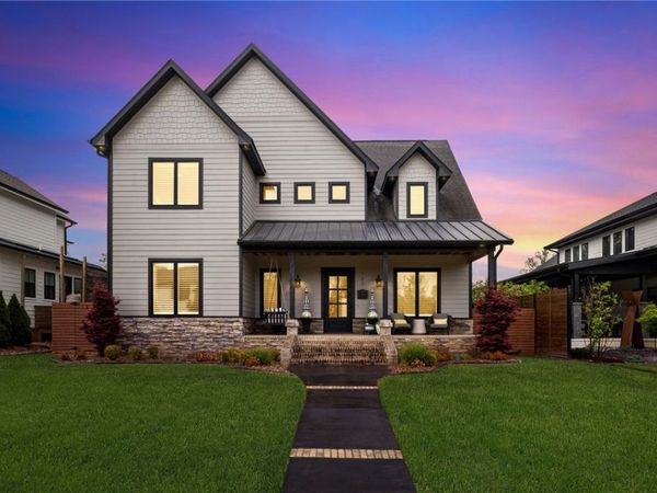 722 NE 2nd Street, Bentonville, AR 72712