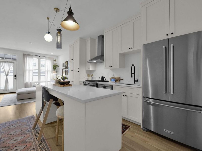 46 E Russell Street, Columbus, OH 43215 Photo 1