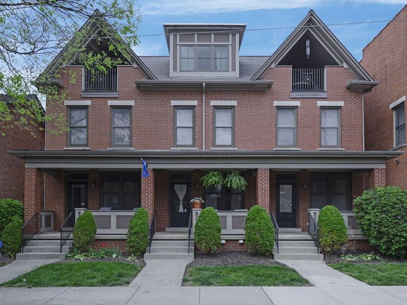 46 E Russell Street, Columbus, OH 43215 Photo 1