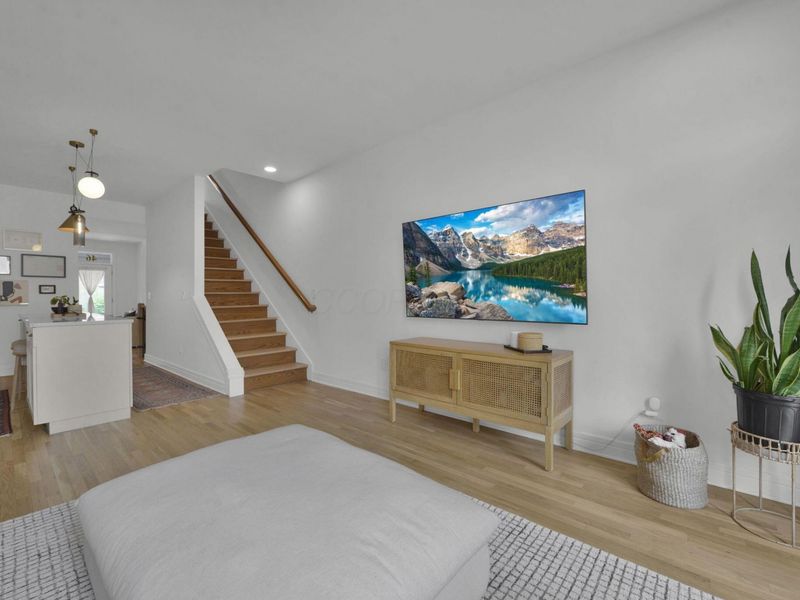 46 E Russell Street, Columbus, OH 43215 Photo 12