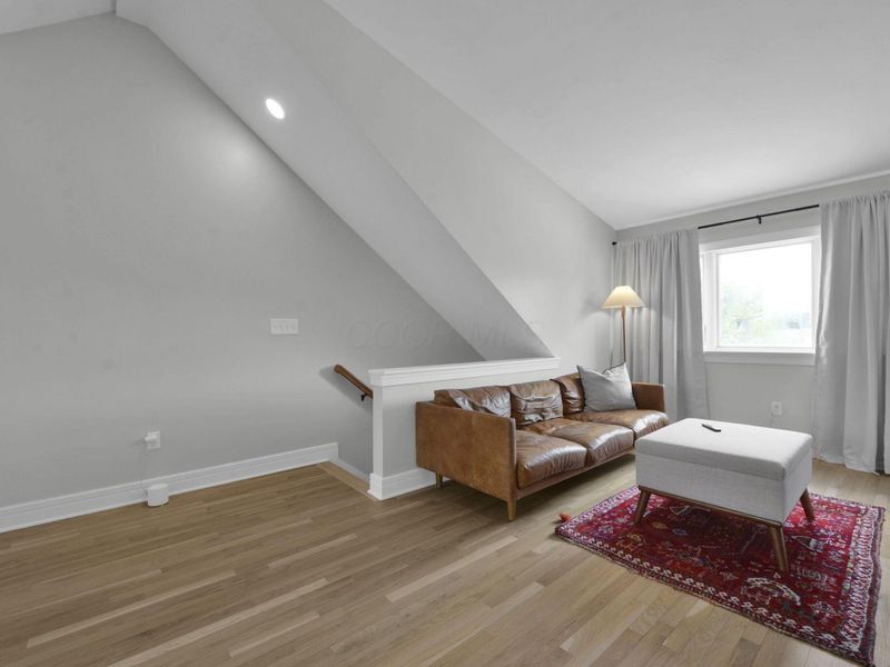 46 E Russell Street, Columbus, OH 43215 Photo 24