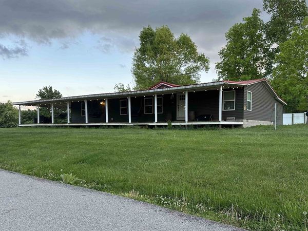992 Mushroom Road, Olive Hill, KY 41164