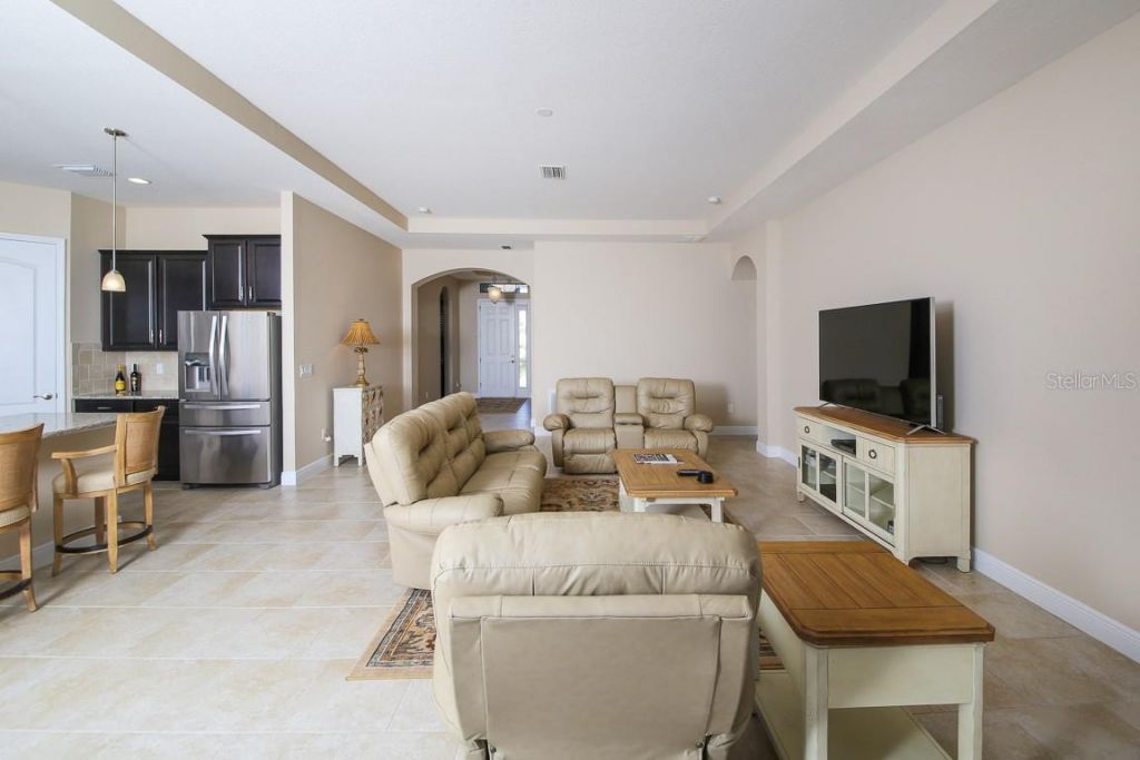 5614 Title Row Drive, Bradenton, FL 34210 Photo