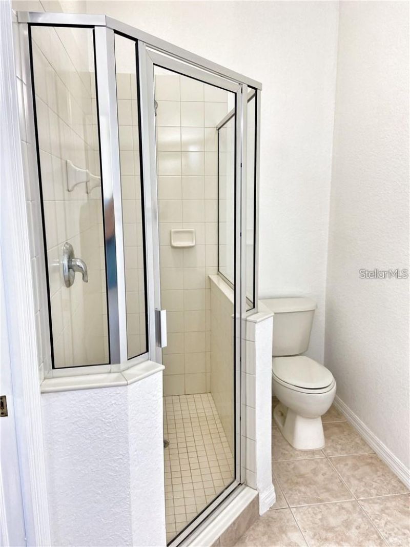 915 Fairwaycove Lane, Unit 208, Bradenton, FL 34212 Photo