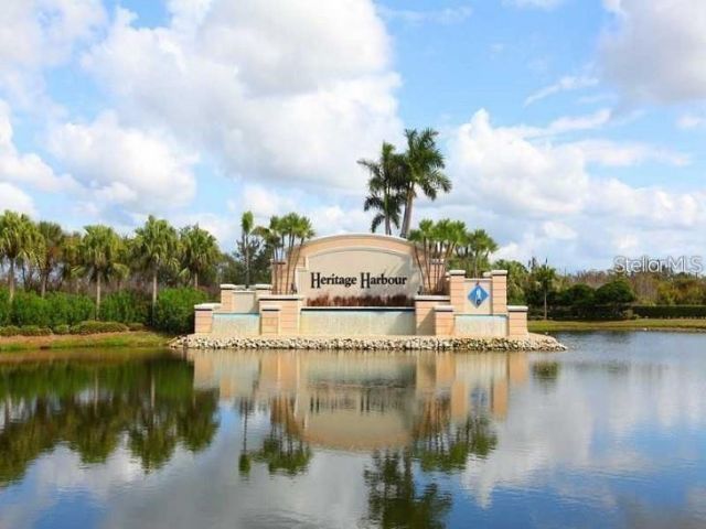 915 Fairwaycove Lane, Unit 208, Bradenton, FL 34212 Photo