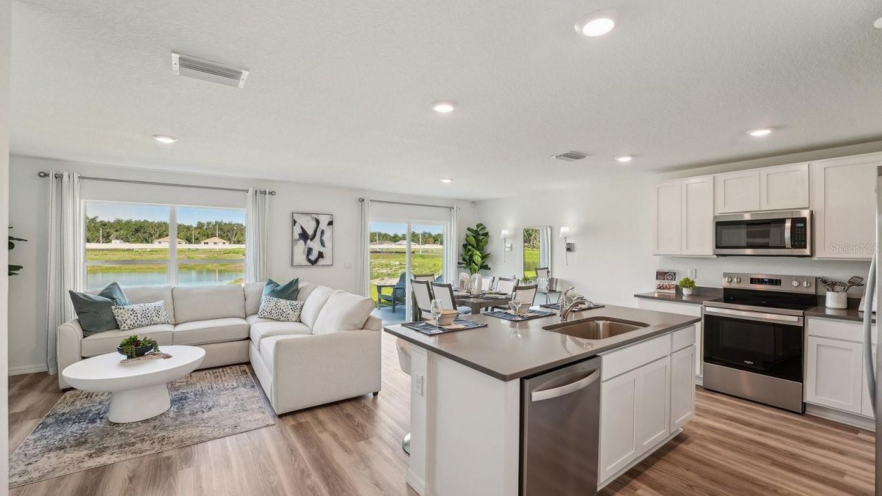 11071 NW 167th Terrace , Alachua, FL 32615 Photo