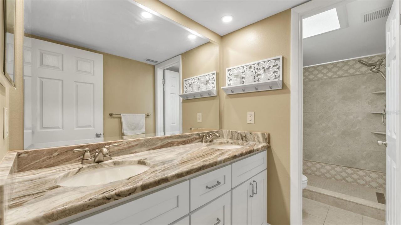 2974 163rd Terrace N, Clearwater, FL 33760 Photo