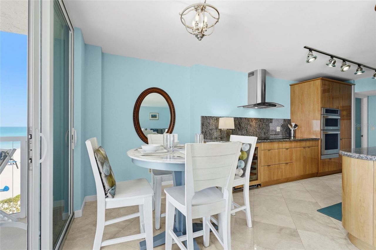 2425 Gulf Of Mexico Drive, Unit 8C, Longboat Key, FL 34228 Photo