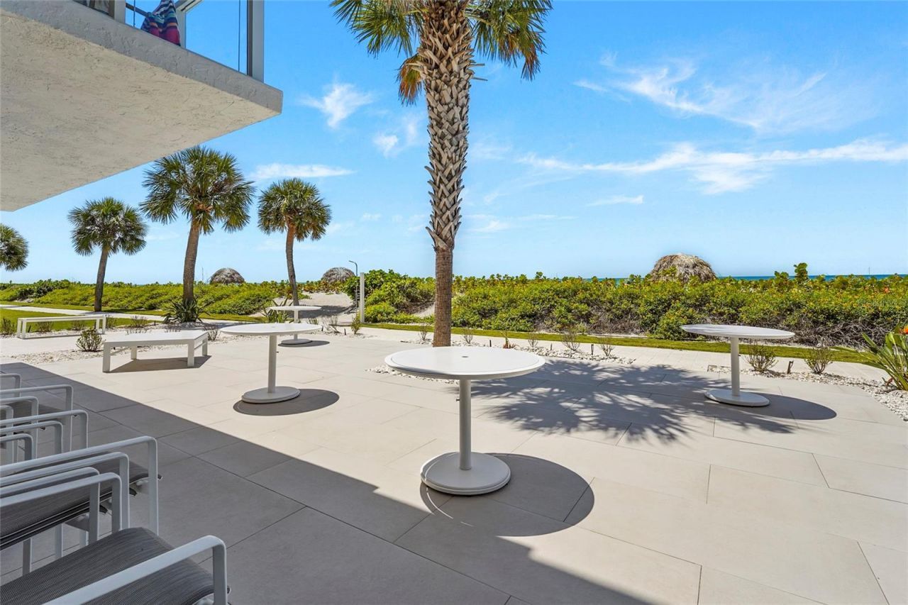 2425 Gulf Of Mexico Drive, Unit 8C, Longboat Key, FL 34228 Photo