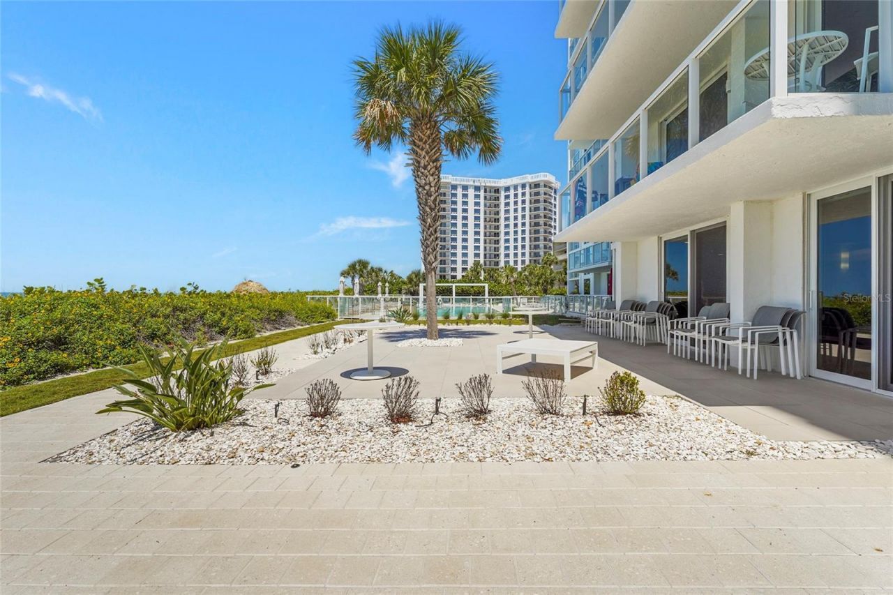 2425 Gulf Of Mexico Drive, Unit 8C, Longboat Key, FL 34228 Photo