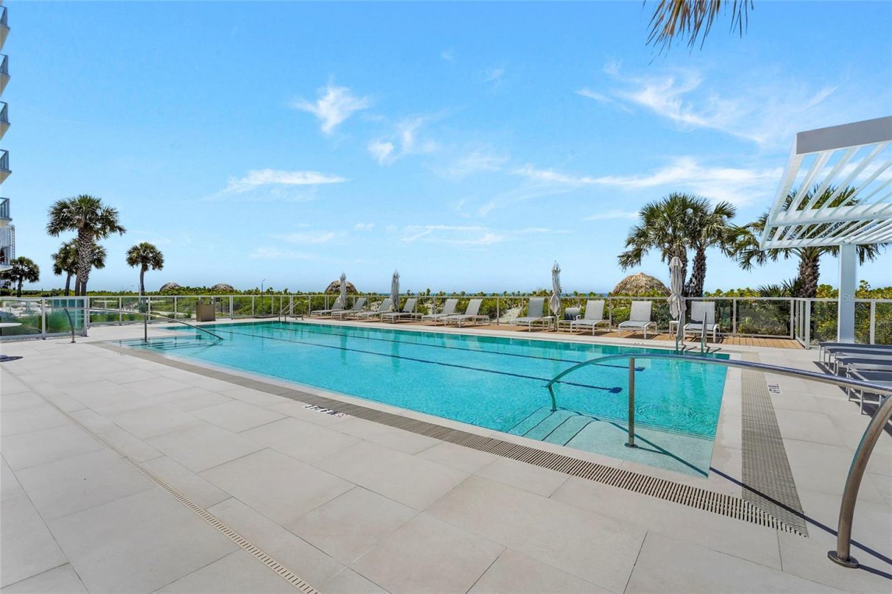 2425 Gulf Of Mexico Drive, Unit 8C, Longboat Key, FL 34228 Photo