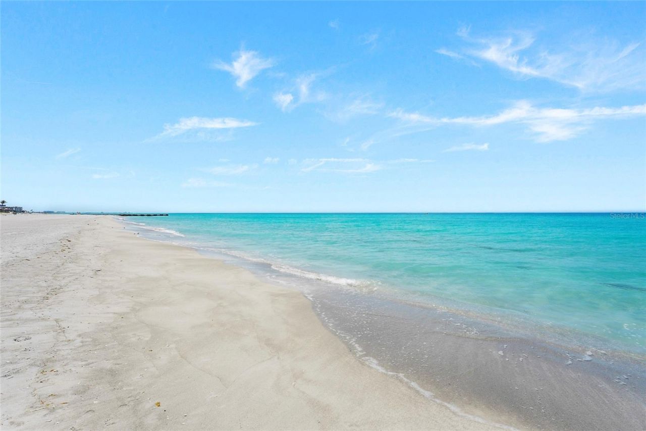 2425 Gulf Of Mexico Drive, Unit 8C, Longboat Key, FL 34228 Photo