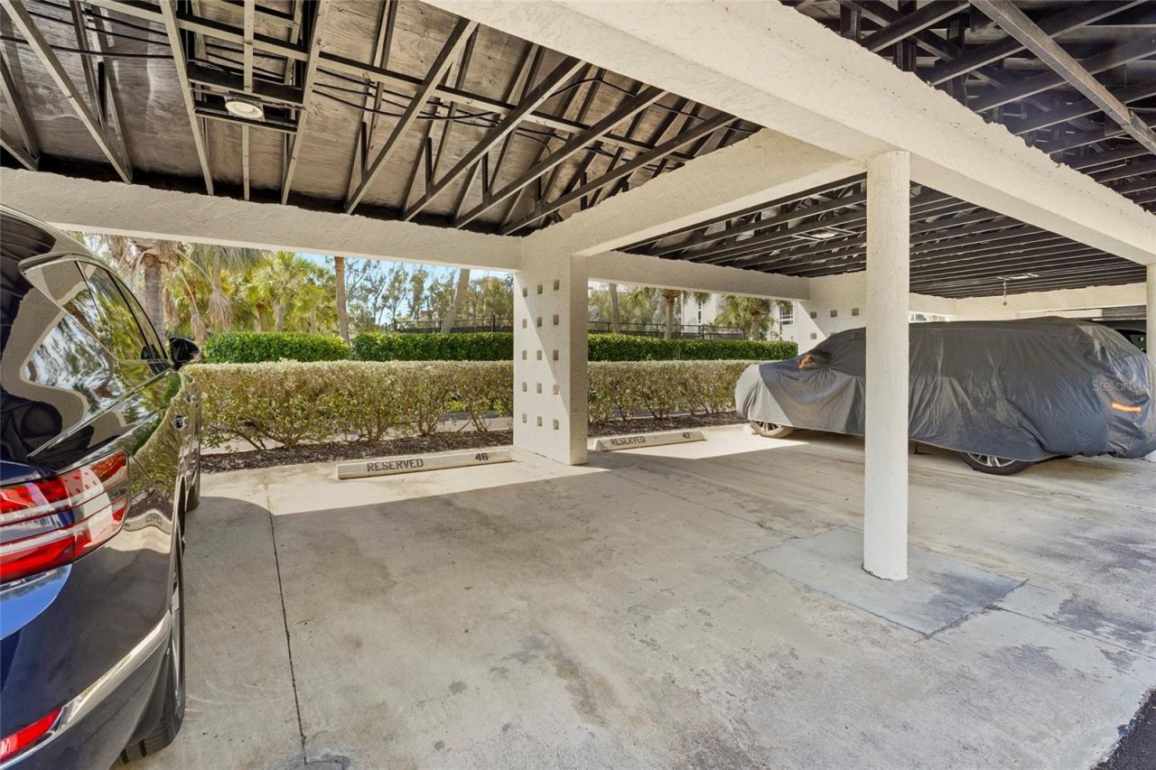 2425 Gulf Of Mexico Drive, Unit 8C, Longboat Key, FL 34228 Photo