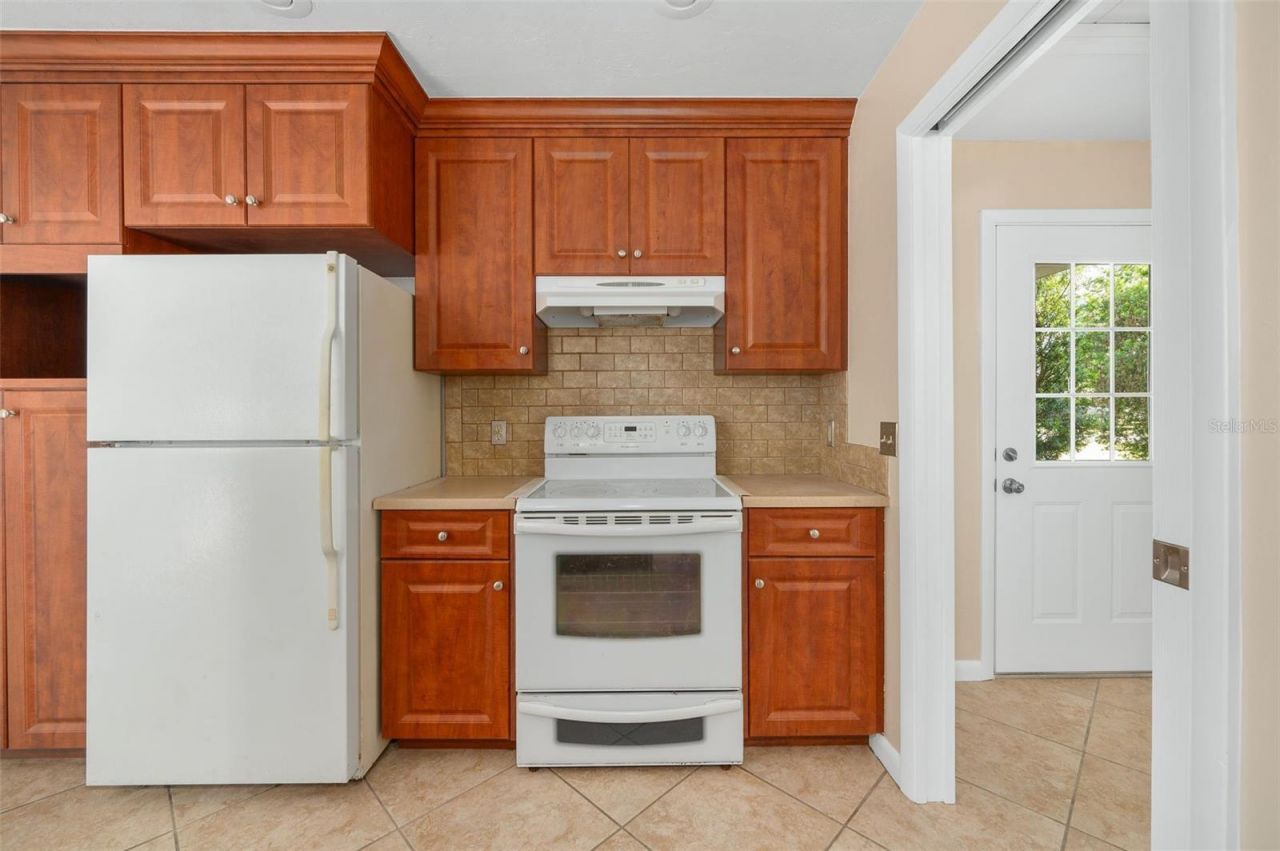 26443 SW 3rd Place, Newberry, FL 32669 Photo