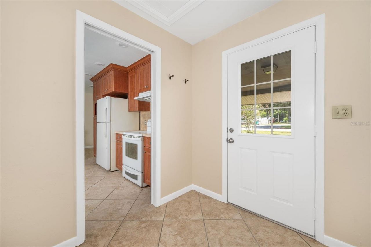 26443 SW 3rd Place, Newberry, FL 32669 Photo