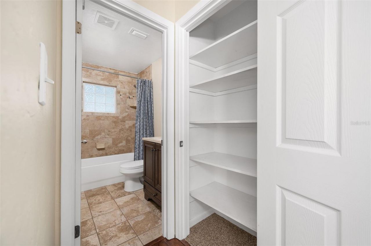 26443 SW 3rd Place, Newberry, FL 32669 Photo