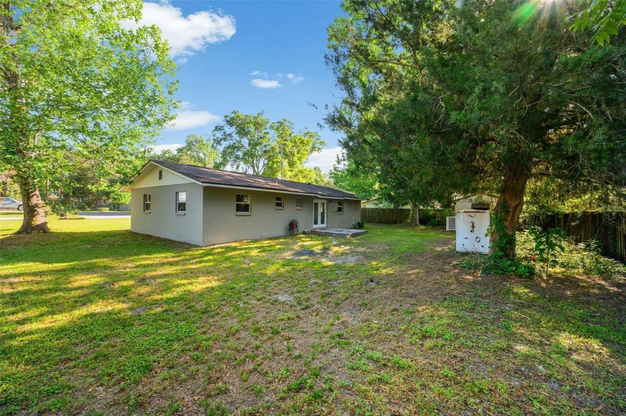 26443 SW 3rd Place, Newberry, FL 32669 Photo