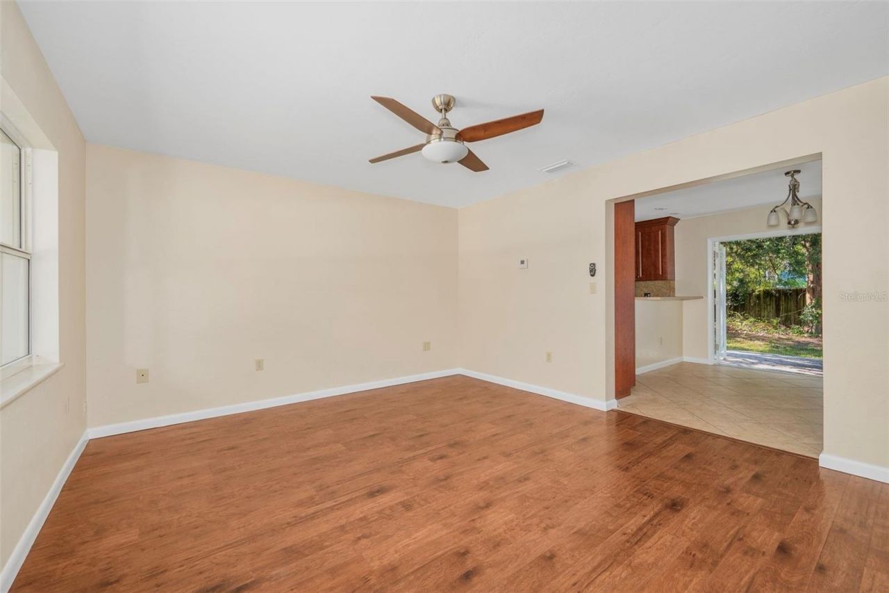 26443 SW 3rd Place, Newberry, FL 32669 Photo