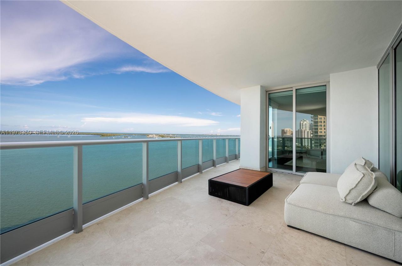 1331 Brickell Bay Dr, Unit 1801, Miami, FL 33131 Photo