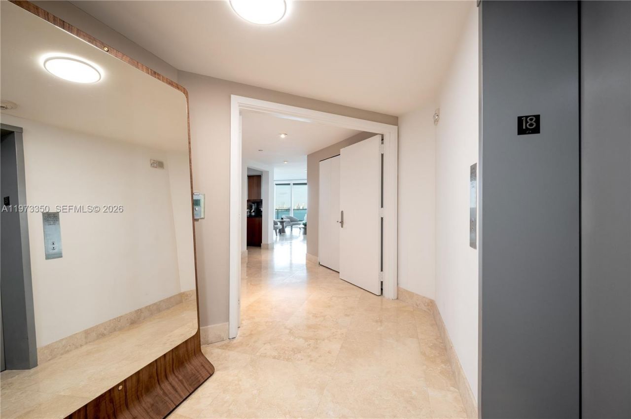 1331 Brickell Bay Dr, Unit 1801, Miami, FL 33131 Photo