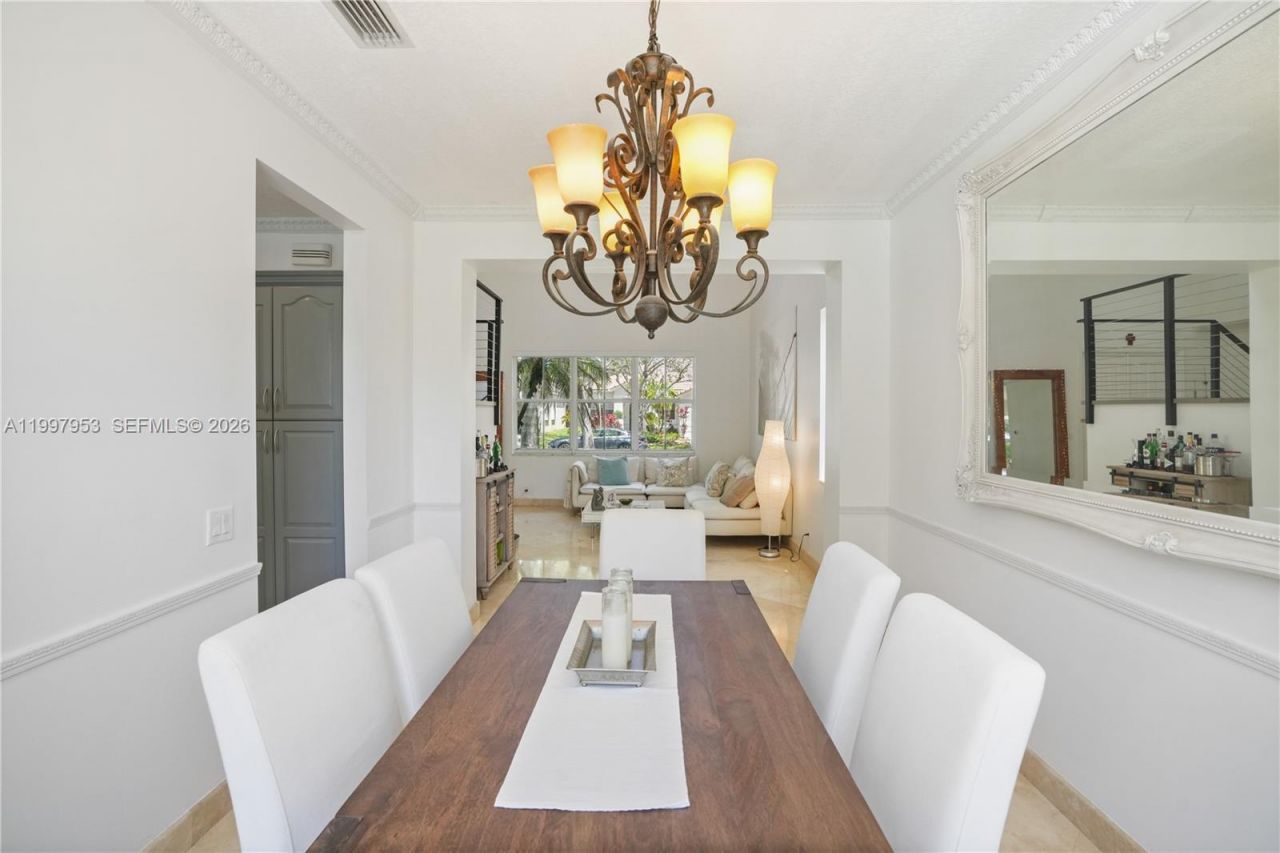 1317 Chenille Cir, Weston, FL 33327 Photo