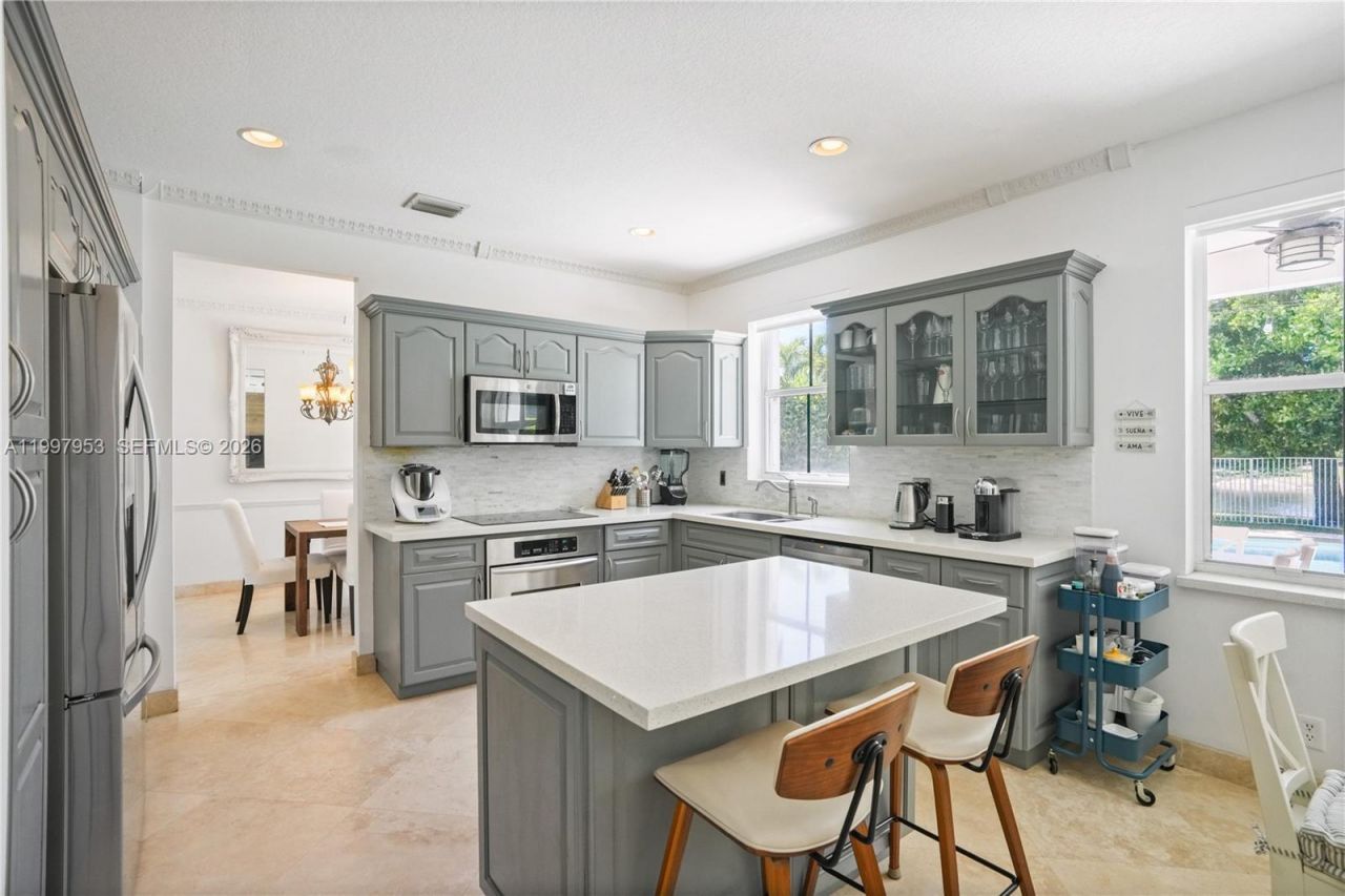 1317 Chenille Cir, Weston, FL 33327 Photo