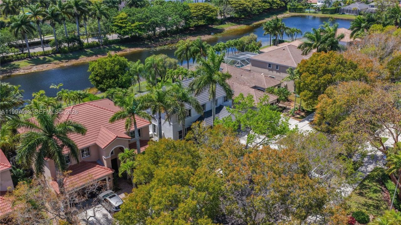 1317 Chenille Cir, Weston, FL 33327 Photo