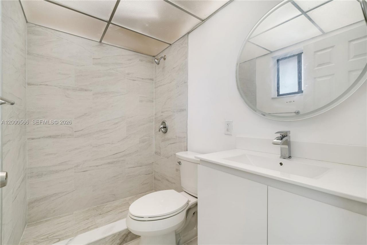 8520 SW 133rd Ave Rd, Unit 323, Miami, FL 33183 Photo