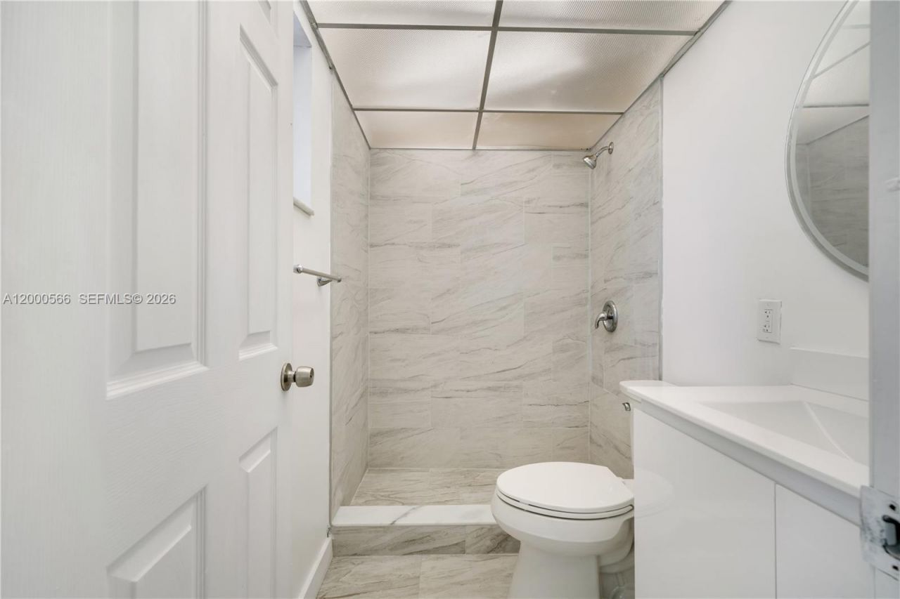 8520 SW 133rd Ave Rd, Unit 323, Miami, FL 33183 Photo