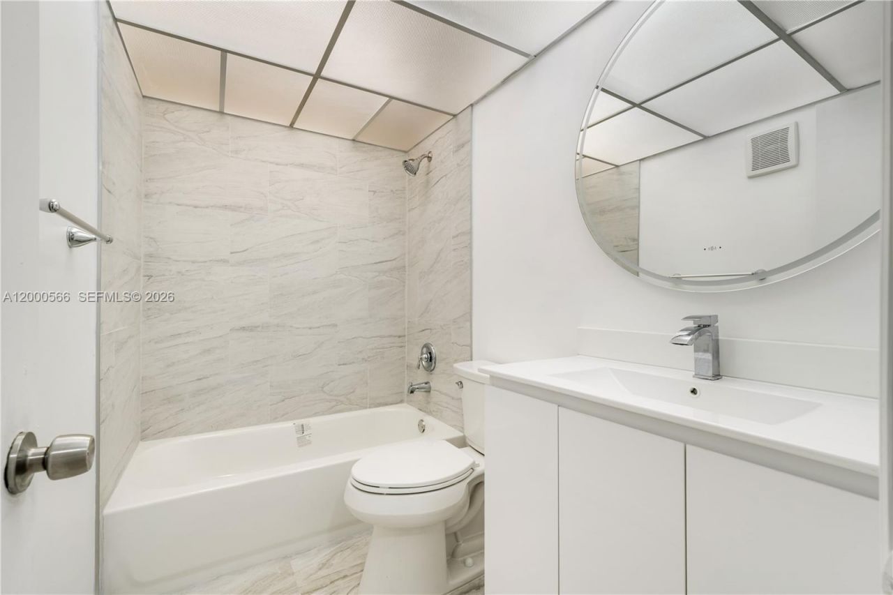 8520 SW 133rd Ave Rd, Unit 323, Miami, FL 33183 Photo