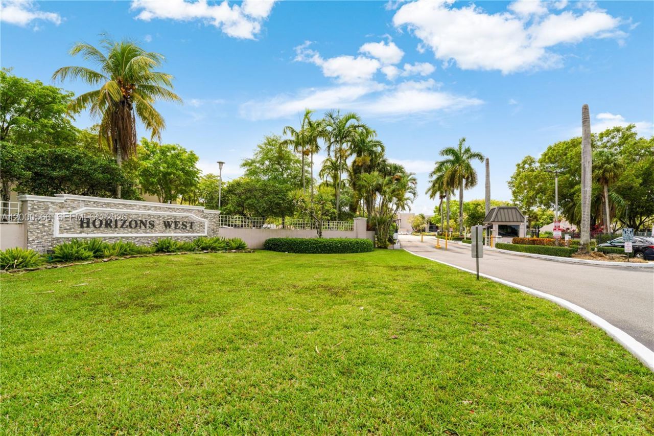 8520 SW 133rd Ave Rd, Unit 323, Miami, FL 33183 Photo