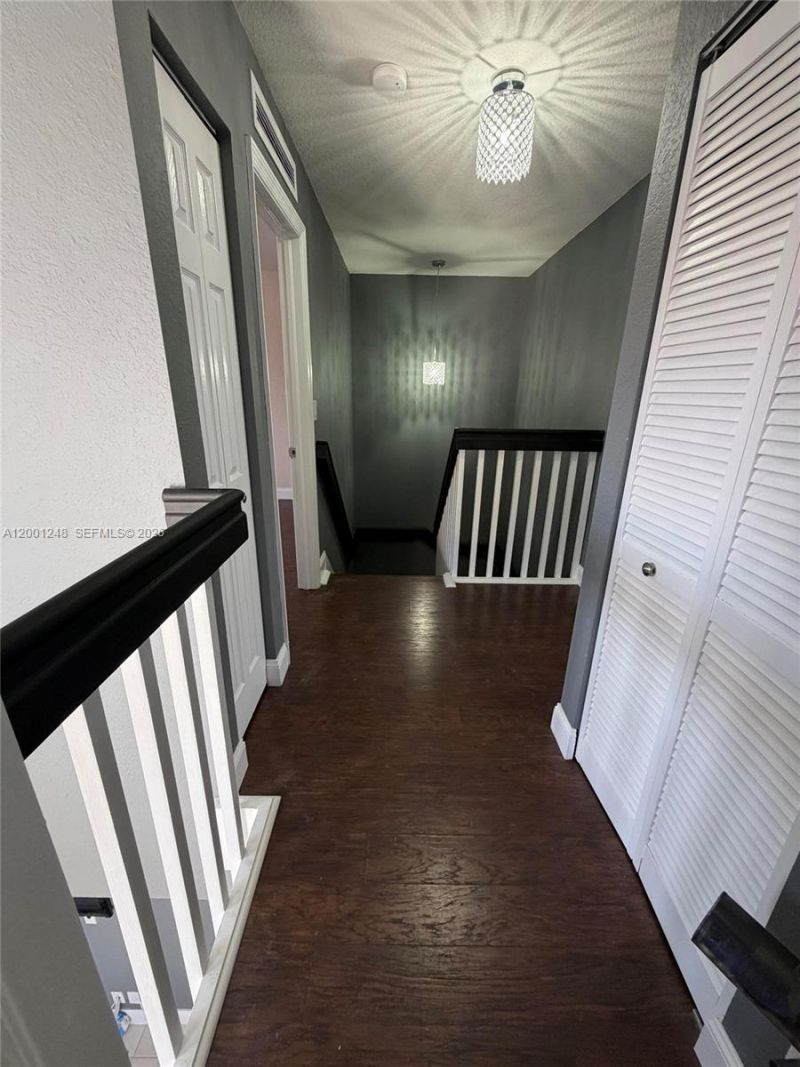 11362 NW 34th Pl, Sunrise, FL 33323 Photo