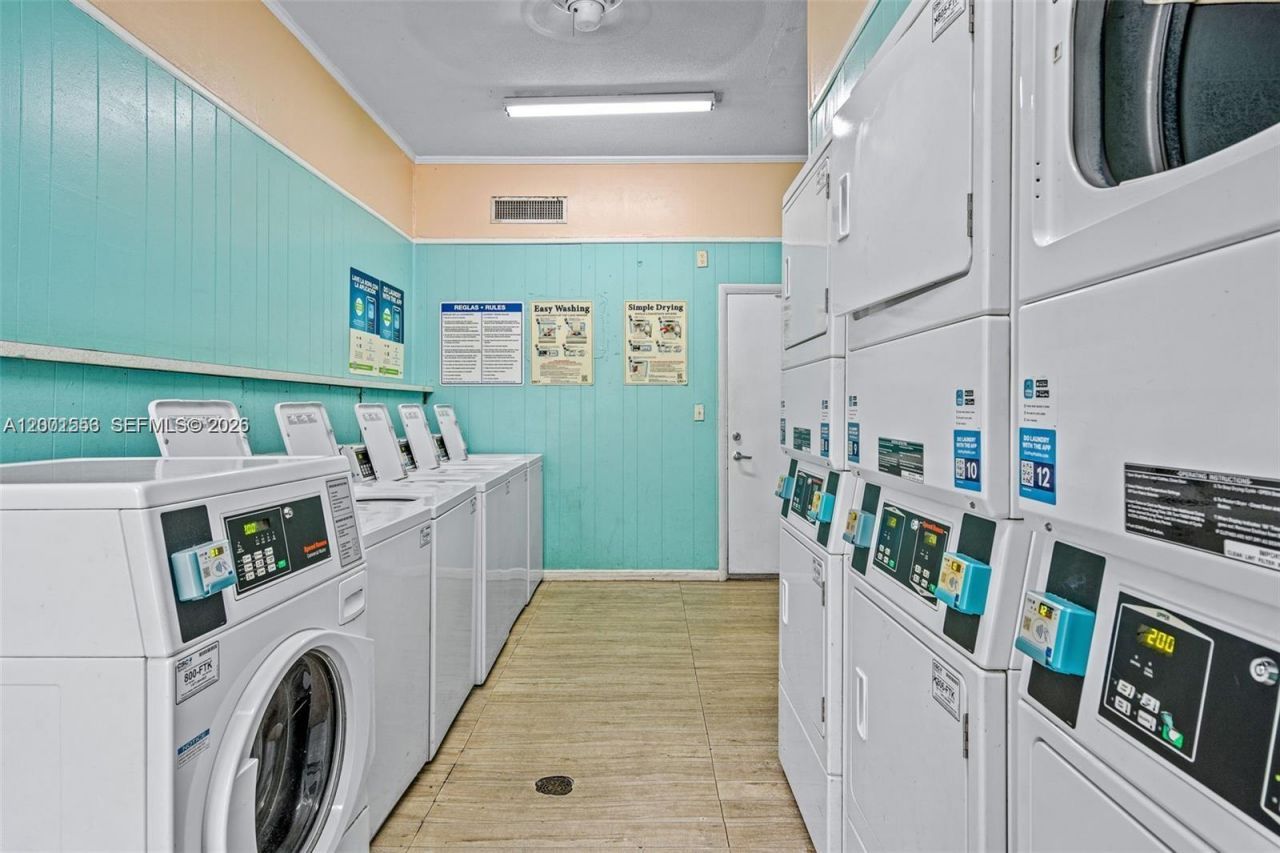 10834 N Kendall Dr, Unit X13, Miami, FL 33176 Photo