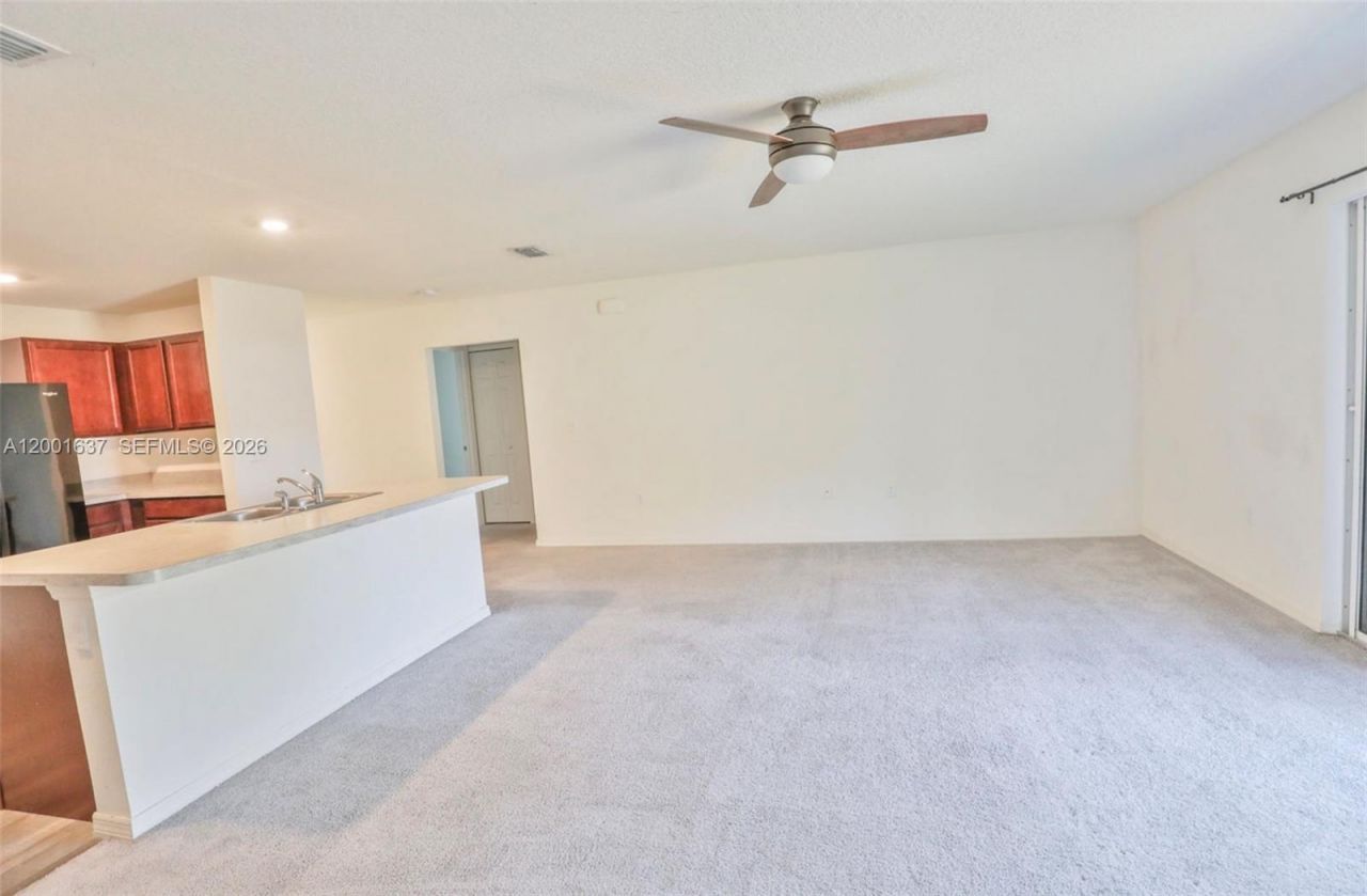 2352 SE Surrey Pl, Port Saint Lucie, FL 34952 Photo