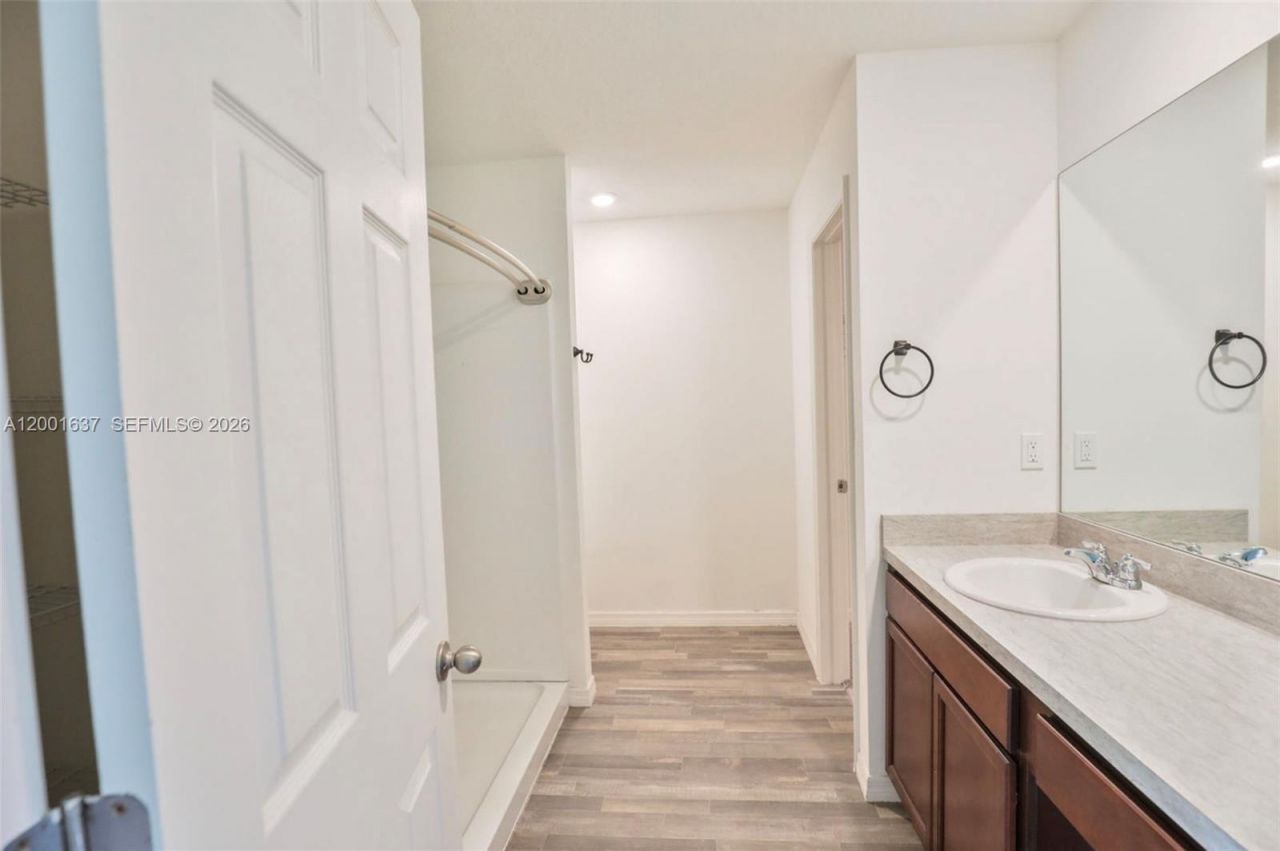 2352 SE Surrey Pl, Port Saint Lucie, FL 34952 Photo