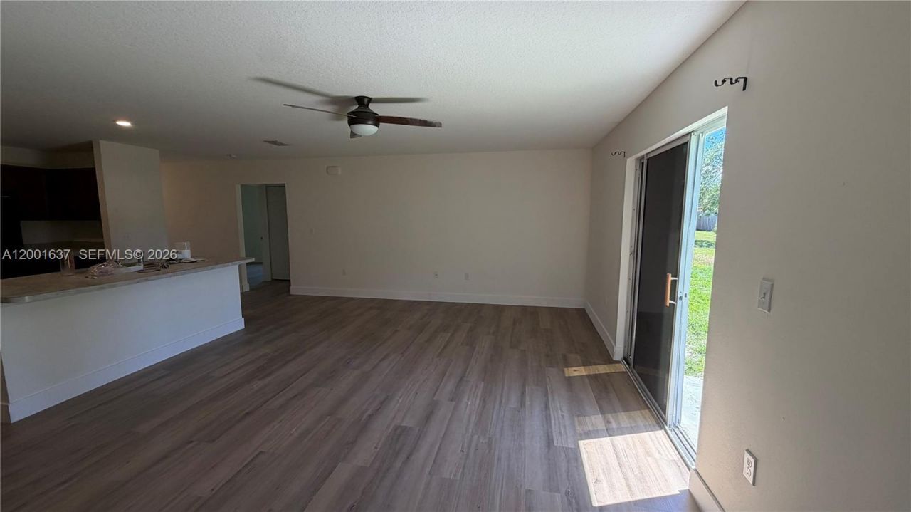 2352 SE Surrey Pl, Port Saint Lucie, FL 34952 Photo
