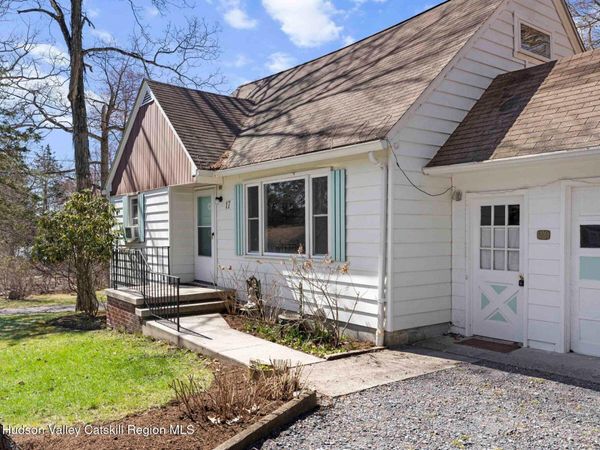 17 Hickory Lane, Glenford, NY 12433