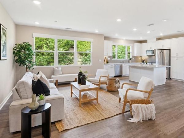 2902 Via Alta, San Diego, CA 92108