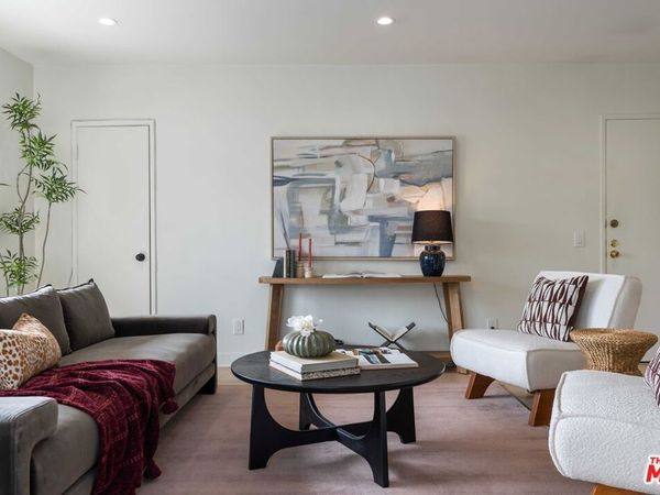 5055 Coldwater Canyon Avenue, Unit 219, Sherman Oaks, CA 91423