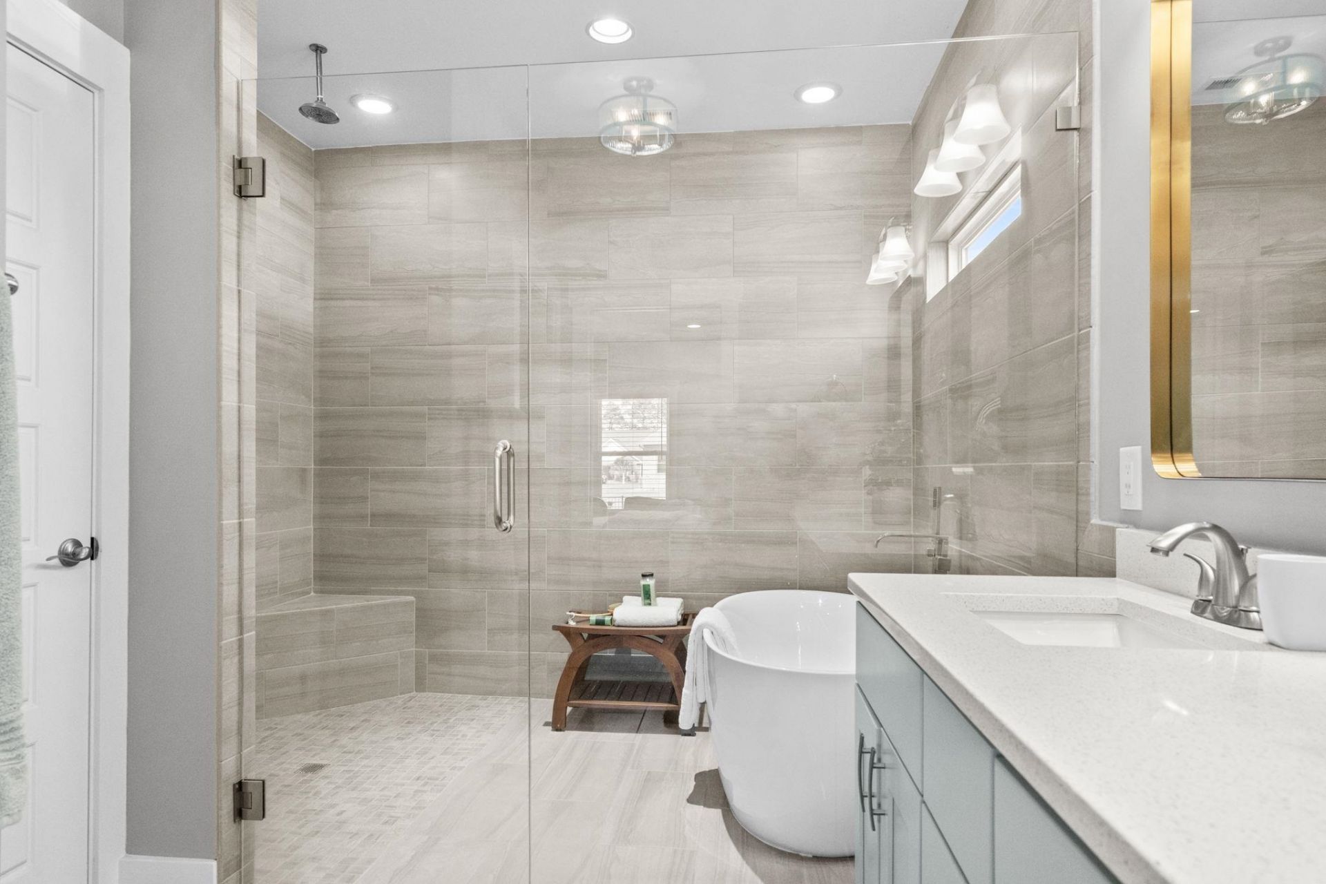 733 Jade Dr. Photo 32