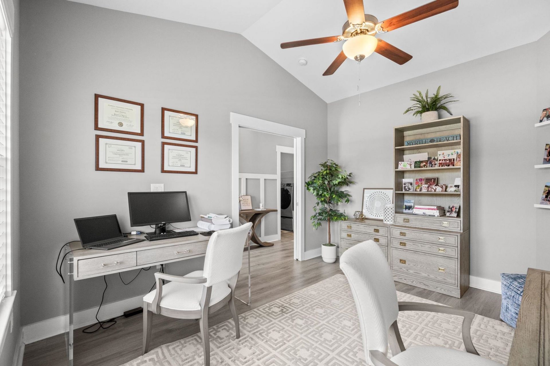 733 Jade Dr. Photo 37