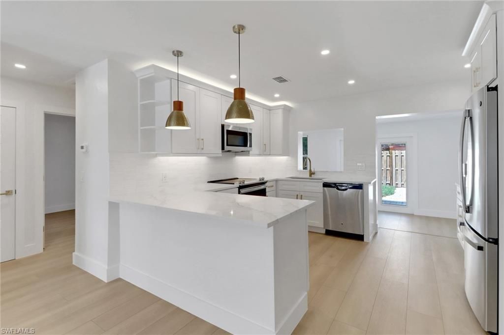 4525 Fluvia Ave, Naples, FL 34103 Photo