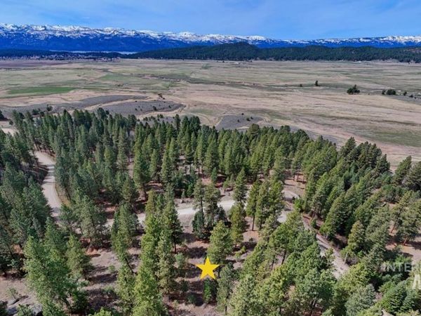 14 San Ignacio Way, Cascade, ID 83611